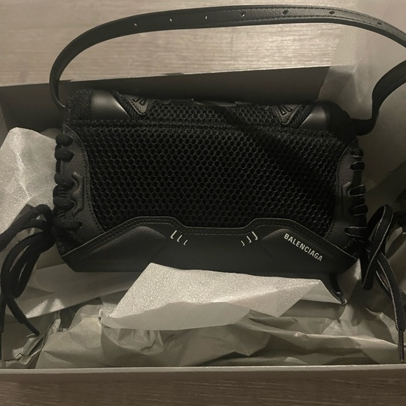 Balenciaga x Adidas Snakehead Crossbody - Picture 8 of 8